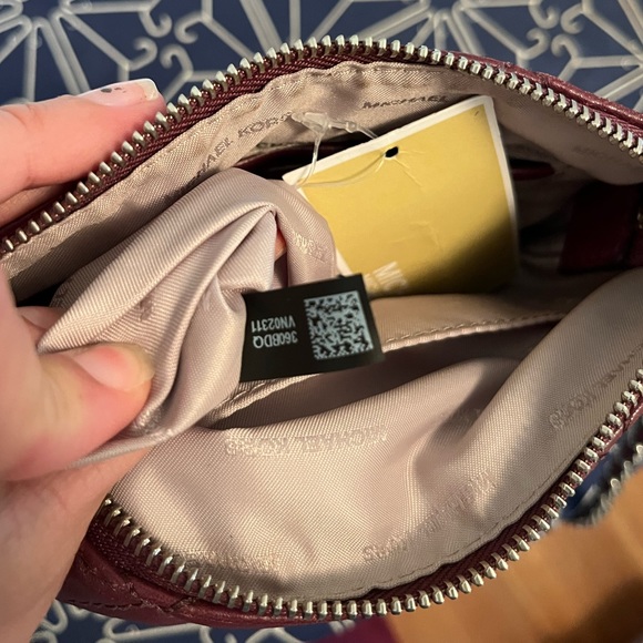 Plum Purple Michael Kors Crossbody Quilted Purse with Chain Strap Detail - Picture 9 of 15